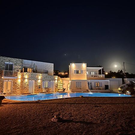 Blu Suites And Studios Adamantas  Luaran gambar