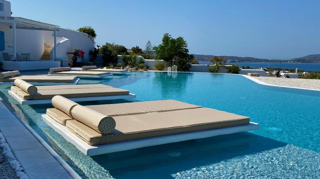 Blu Suites And Studios Adamantas  Luaran gambar
