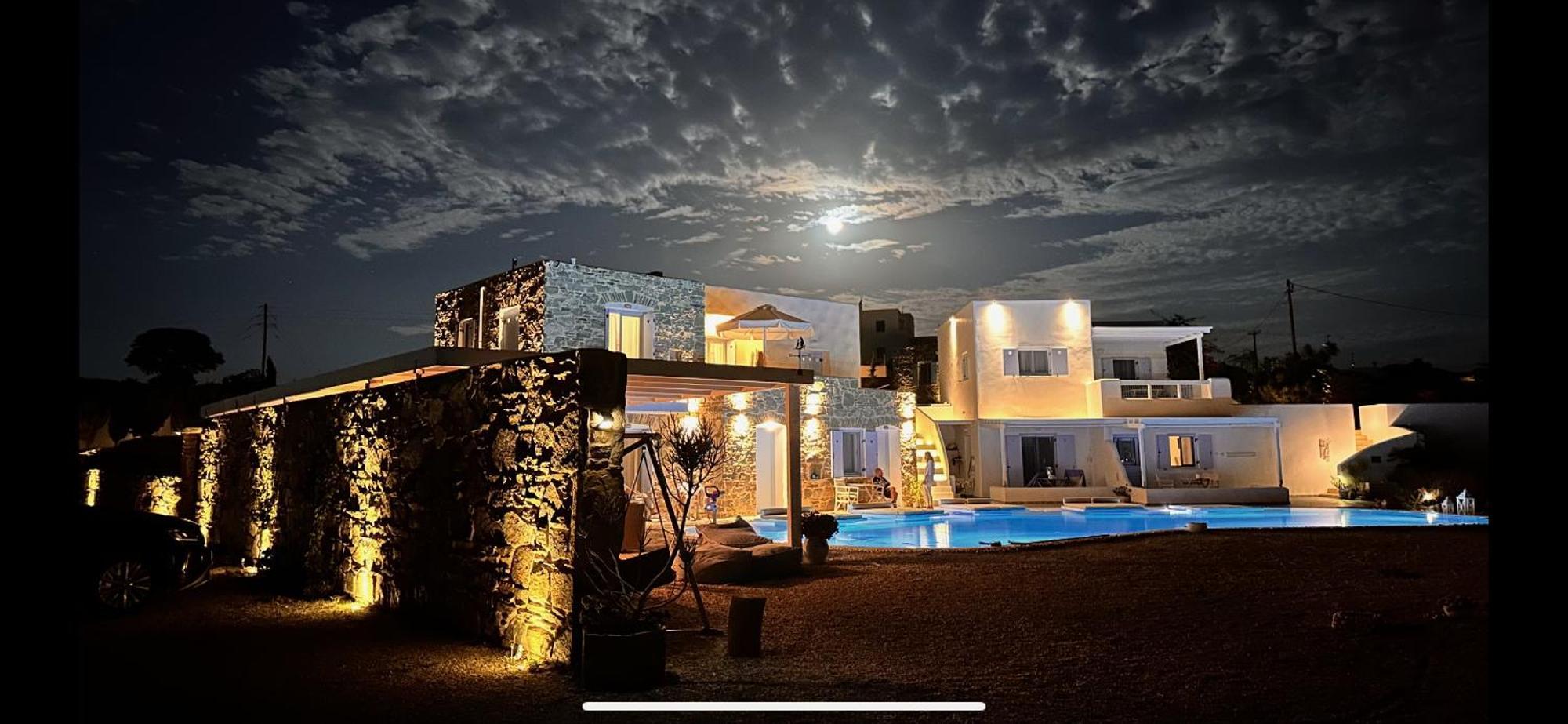 Blu Suites And Studios Adamantas  Luaran gambar