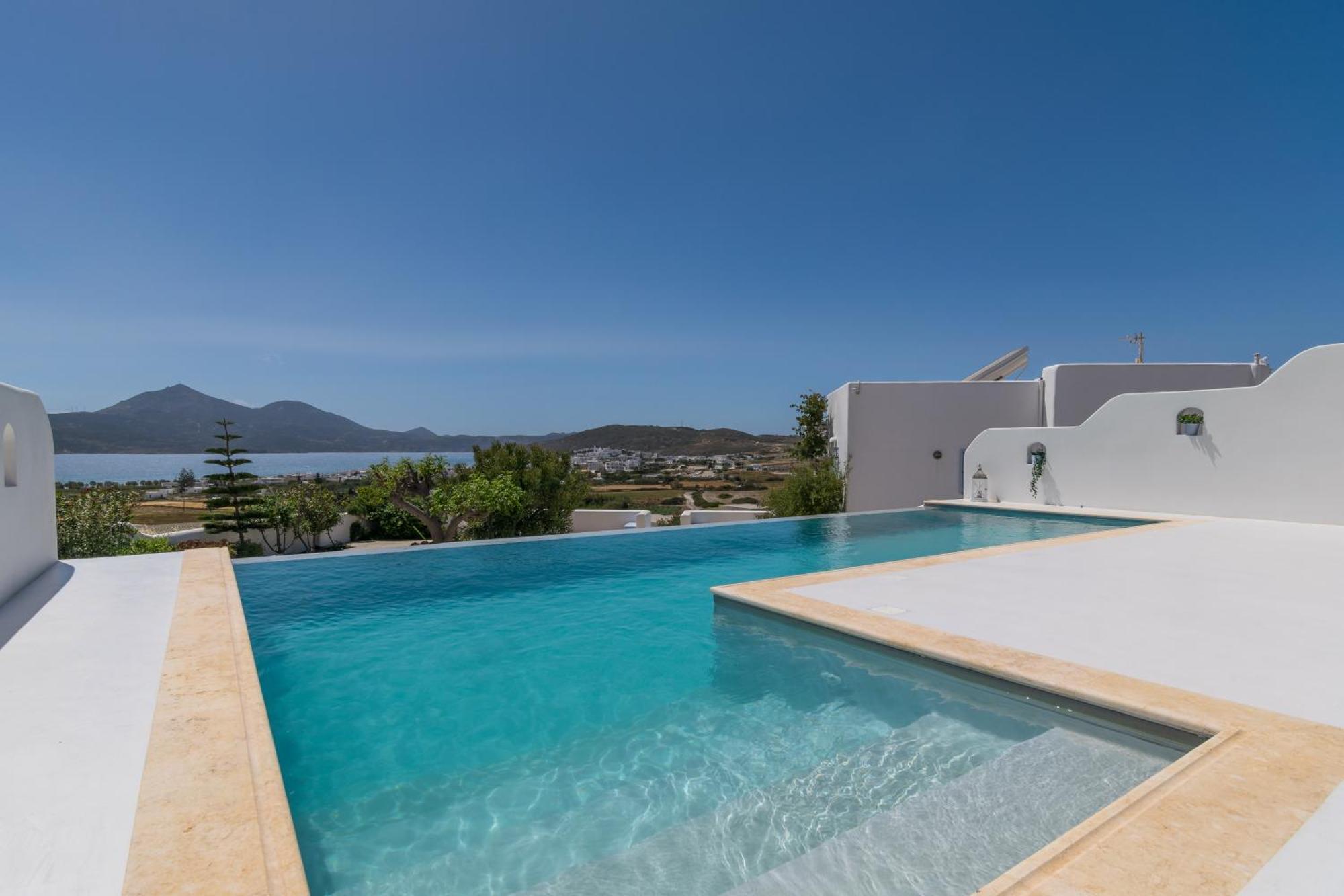 Blu Suites And Studios Adamantas  Luaran gambar