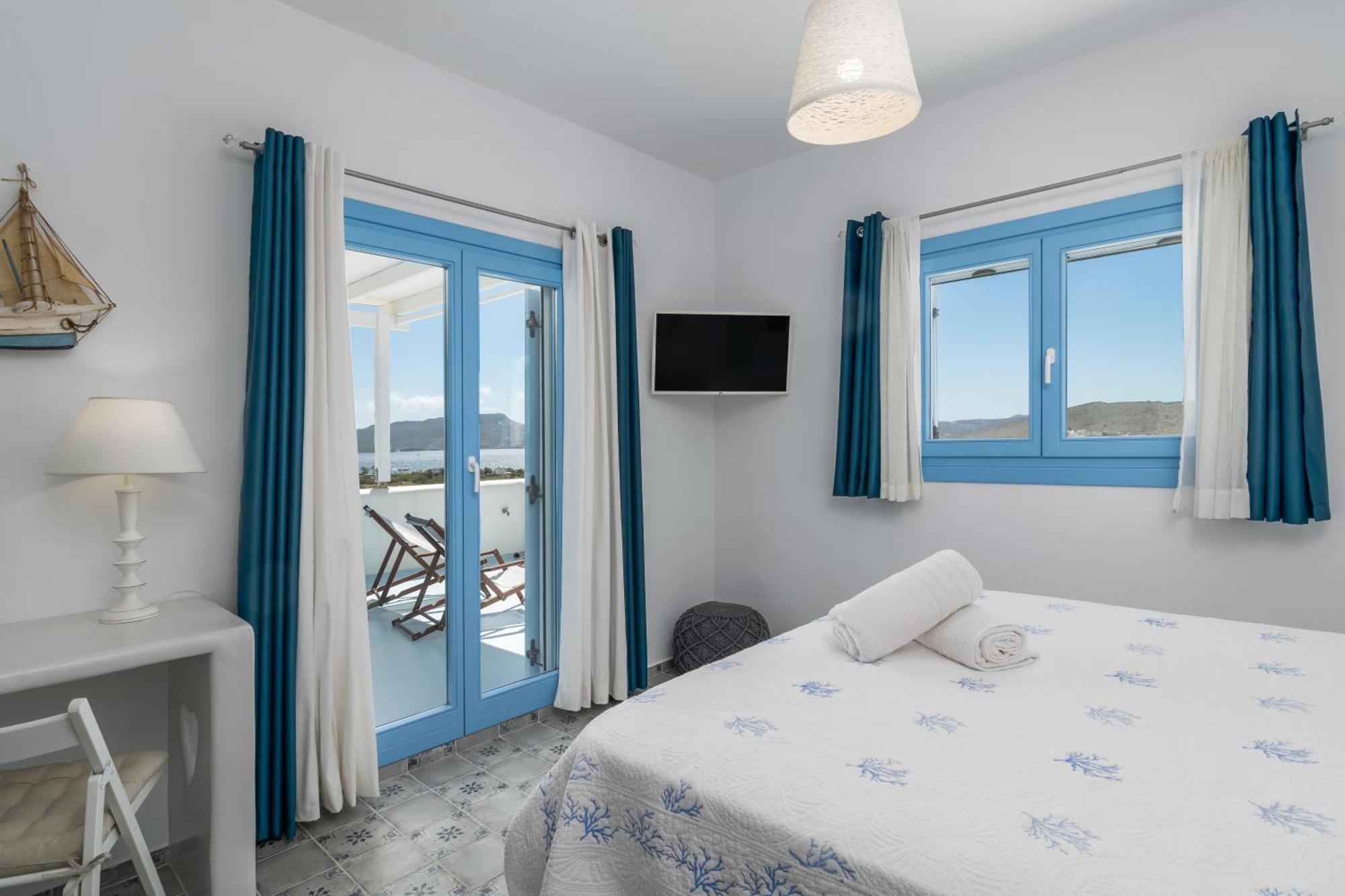 Blu Suites And Studios Adamantas  Luaran gambar