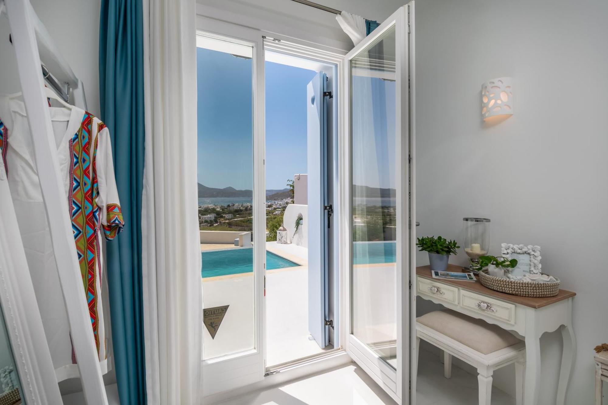 Blu Suites And Studios Adamantas  Luaran gambar