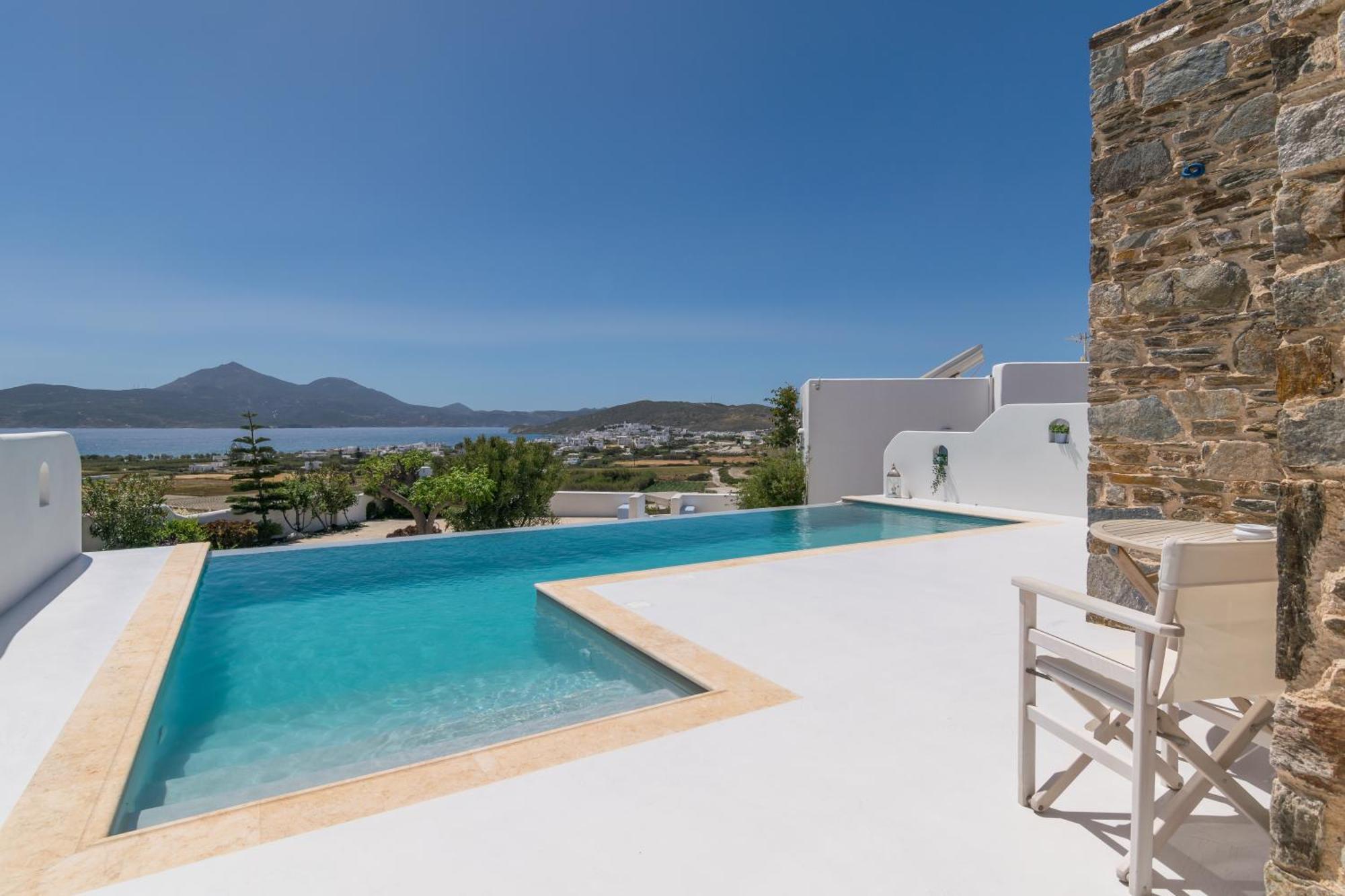 Blu Suites And Studios Adamantas  Luaran gambar