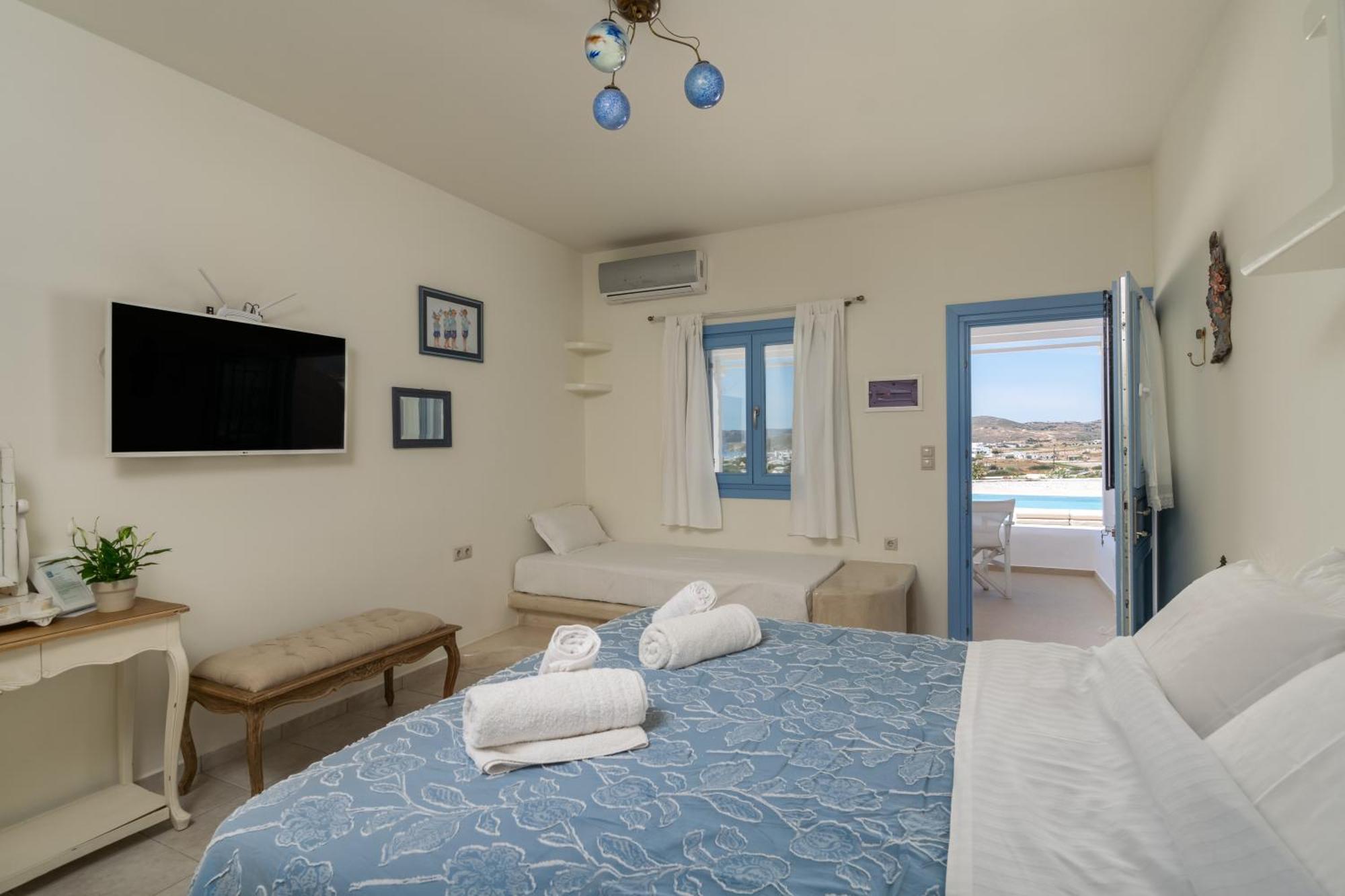 Blu Suites And Studios Adamantas  Luaran gambar